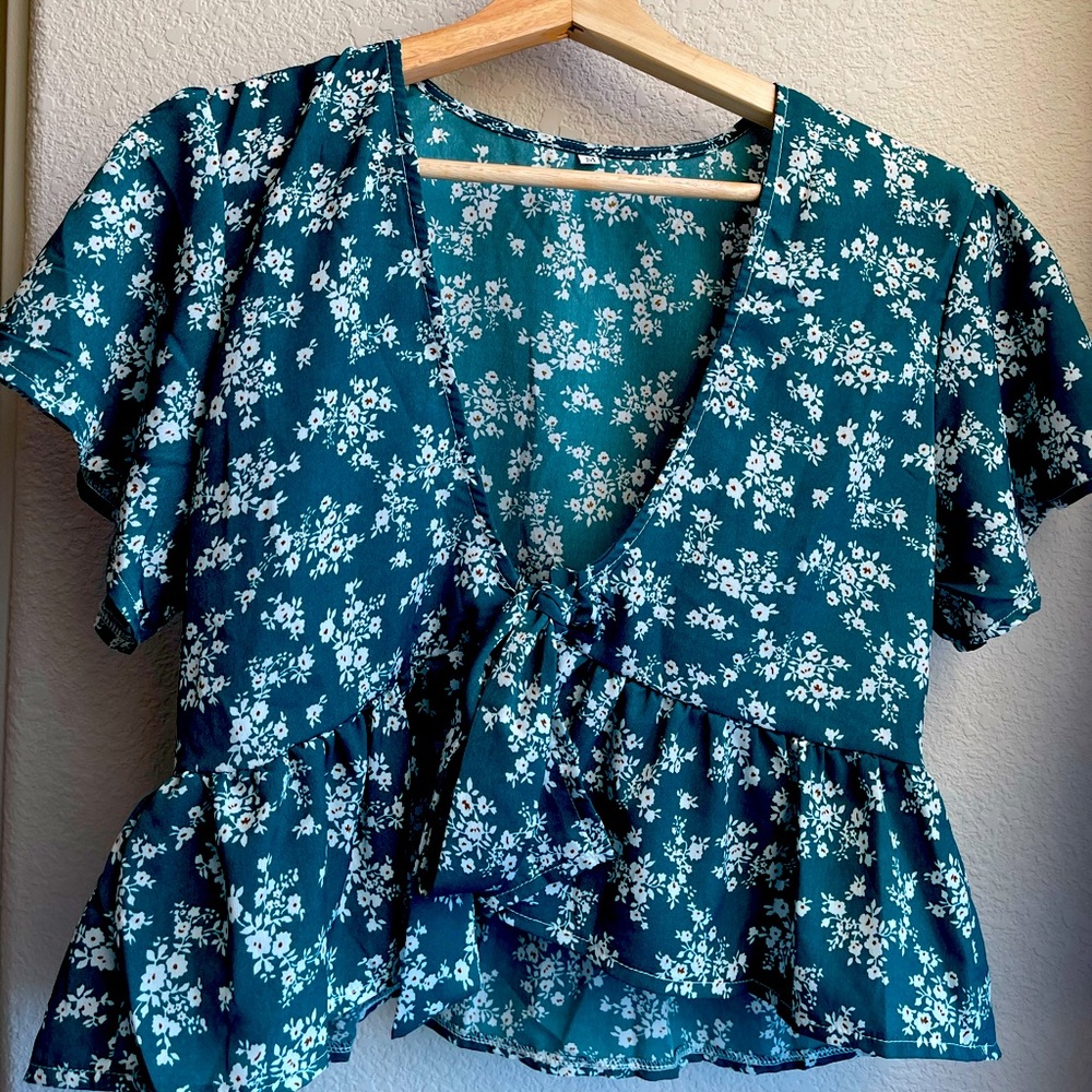 Green tie front, floral, crop top
